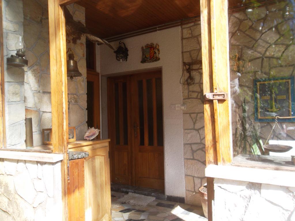 Apartments Edi - Captain'S House Mošćenička Draga Kamer foto